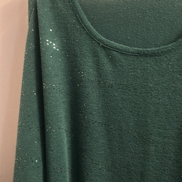 Plus size women’s sweater - Picture 3 of 3